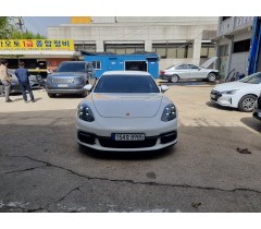 20년식 포르쉐 파나메라