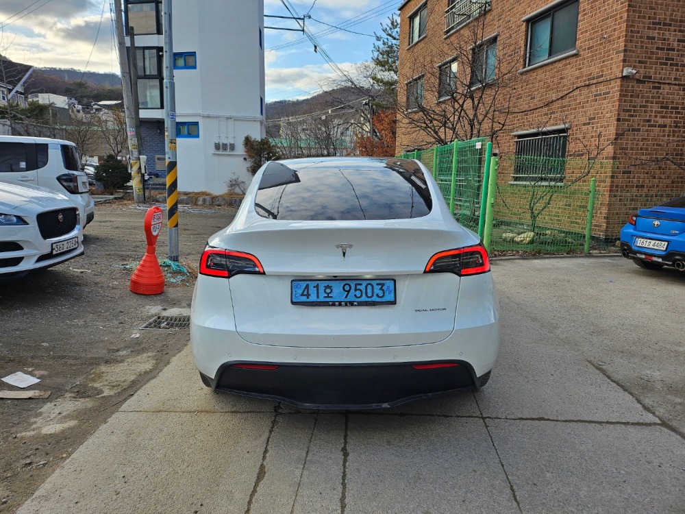22년식 테슬라 모델Y 롱레인지