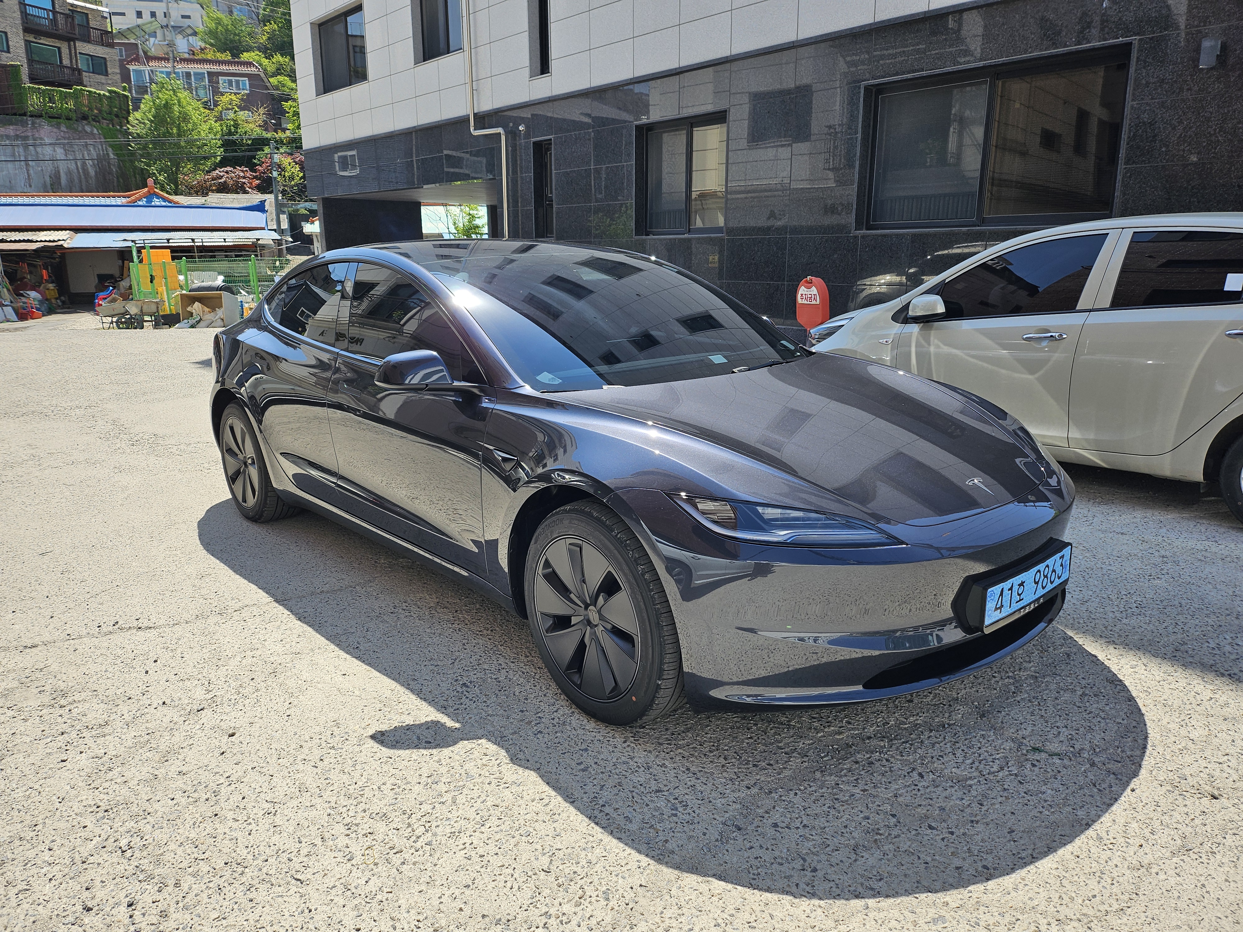 25년식 테슬라 모델3 하이랜드