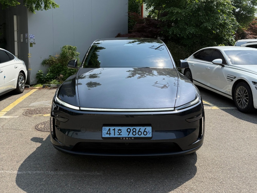 25년식 테슬라 모델Y 주니퍼