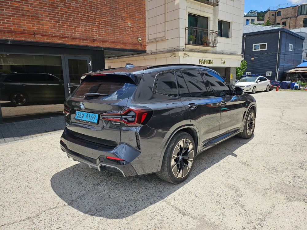 24년식 BMW IX3