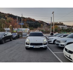 23년식 포르쉐 카이엔