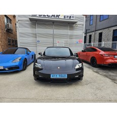 25년식 포르쉐 타이칸